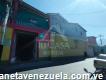 Locales en Centro Comercial ubicado en Lagunilla